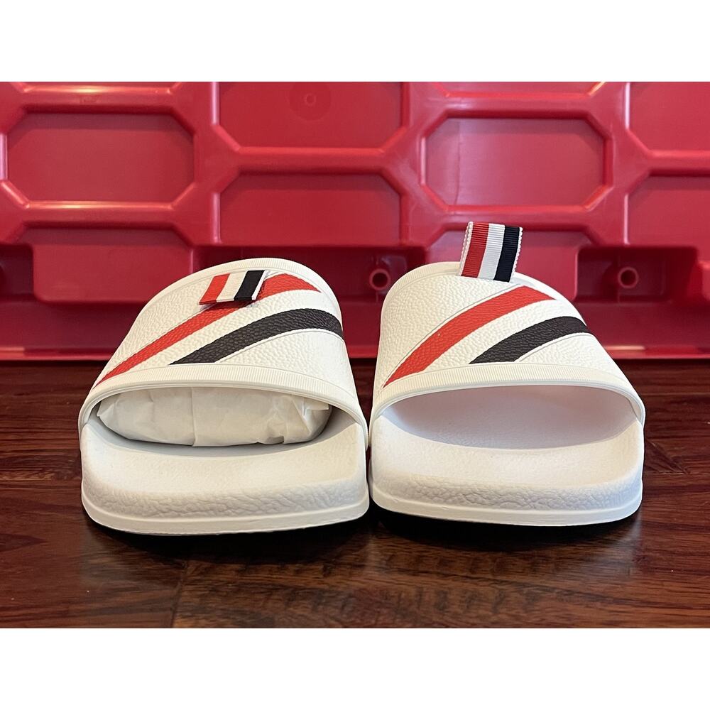 $475 NIB Thom Browne White Molded Pool Slides W/Diagonal Stripe Size 7 - Picture 4 of 10